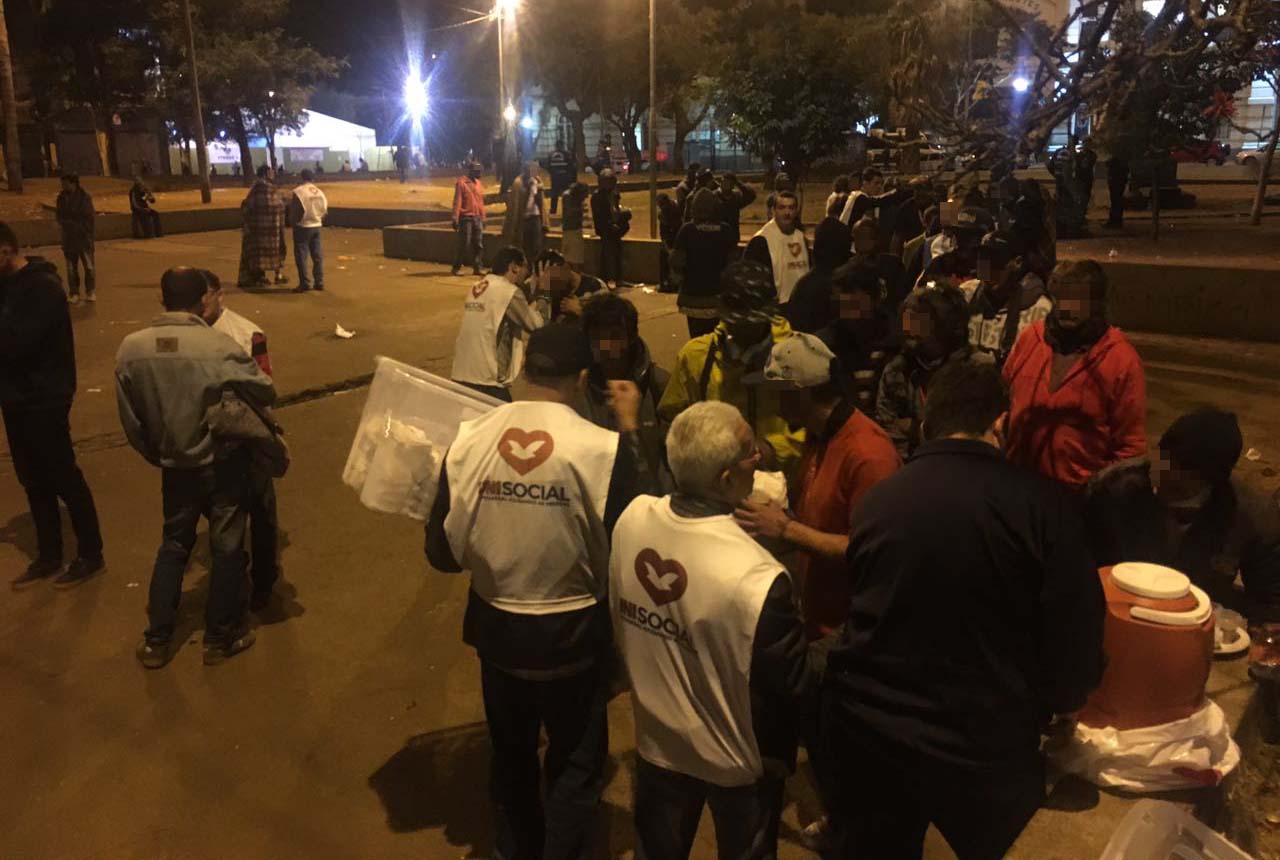 Imagem de capa - Unisocial distribui alimento e conforto espiritual na Cracolândia